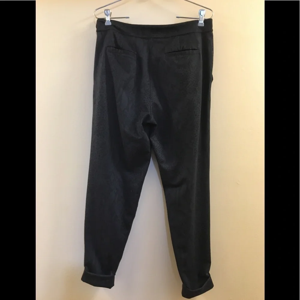 Lululemon Jet Crop (Slim) (Luxtreme 25.5